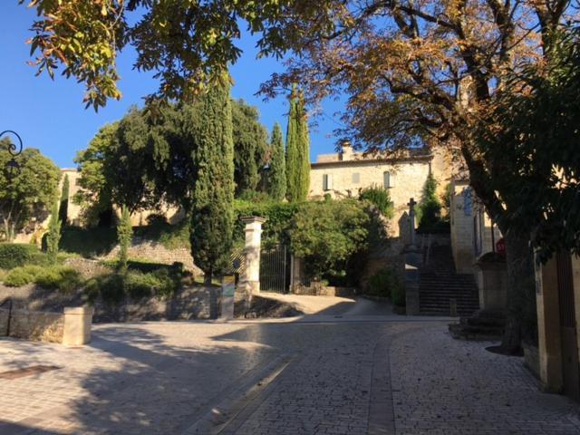 Bed and Breakfast La Cour St Siffret- Uzes Saint-Siffret Екстер'єр фото